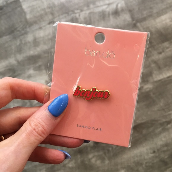 🚫SOLD🚫 Bando Bonjour Enamel Pin - Picture 2 of 3